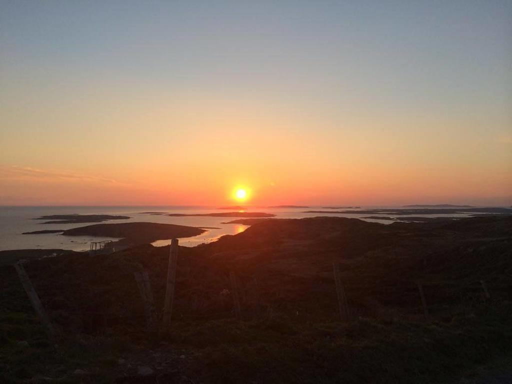 Atlantic Coast Hotel Clifden Buitenkant foto